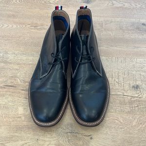 Tommy Hilfiger mens dress shoes